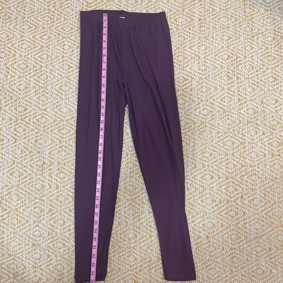 Plum Purple Round Neck Long Sleeve Top and Leggings 2 Piece Set - Medium - Picture 6 of 7